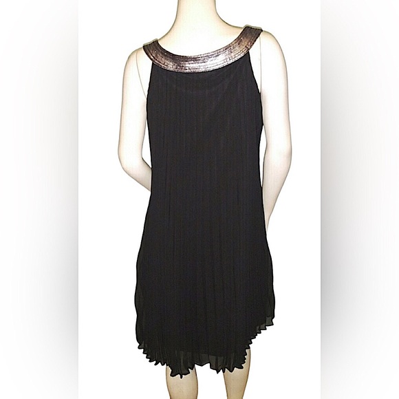 Robbie Bee Collection Baby Doll Accordion style Dress Size 14W - Picture 2 of 3